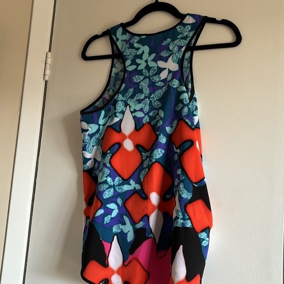 Peter Pilotto lose tank top. Racer back. Brand new never worn. - Picture 3 of 3